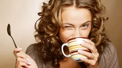 Cafeaua te scapă de riduri. Efectele neștiute ale cofeinei