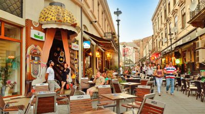Gândaci și produse EXPIRATE în restaurantele din centru Bucureștiului! Mai mulți operatori economici au fost închiși! Vezi lista cu localurile de care să te ferești