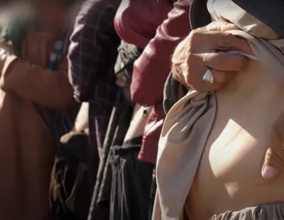 Afganii își vând rinichii ca să nu moară de foame. Un sfert din populaţia Afganistanului, în pericol de moarte din cauza foametei. VIDEO