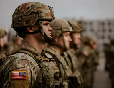 SUA va menţine 100.000 de soldaţi în Europa şi ar putea suplimenta numărul, dacă tensiunile dintre Washington şi Kremlin escaladează
