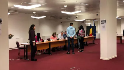 Votarea s-a încheiat deja în 15 secții. Cine sunt românii care nu mai pot vota