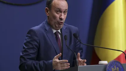 Adrian Câciu îi numără „cash-ul” lui Bolojan şi îl trimite la şcoală: „Puneţi un pic mâna pe carte, că nu doare, ci te face mai deștept”