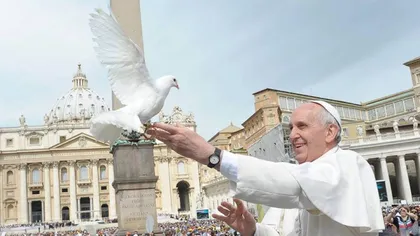 EXCLUSIV Papa Francisc, un lider religios neconvenţional, care a redefinit imaginea papalităţii în sec. XXI. PS Mihai, episcop greco-catolic de Bucureşti: „Papa a insistat asupra riscului de a rămâne blocați într-o zonă gri de conformism faţă de nişte reguli”