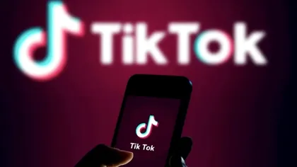 Fetiță de 8 ani, moartă pe canapea după ce a acceptat „Provocarea deodorantului” pe TikTok