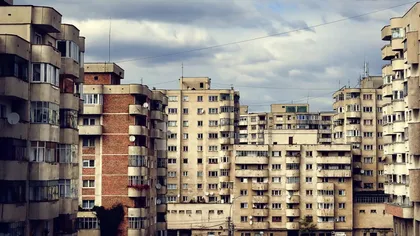De ce nu își închideau românii balcoanele de la bloc în timpul lui Nicolae Ceaușescu