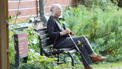 Vești bune pentru pensionari. Ministrul Muncii anunță că se măresc pensiile. Cine sunt românii care primesc bani mai mulți de la stat