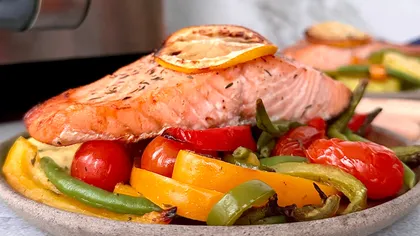 Cum se gătește corect somonul. Bucătarii dezvăluie secretul, pentru un preparat ca la restaurant
