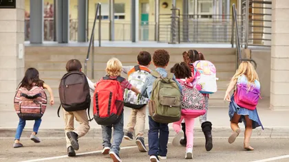 Sprijinul financiar pentru elevii vulnerabili riscă să fie pierdut: 21 de milioane de lei nu vor mai ajunge în buzunarele copiilor nevoiași dacă nu sunt cheltuiți până la 31 octombrie 2025