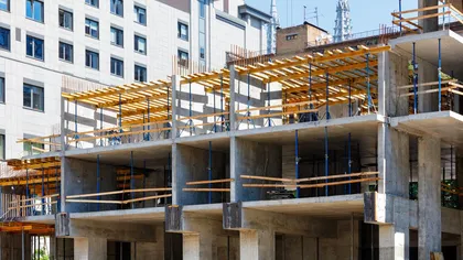 Analiza ING – Cum va afecta creşterea TVA şi a impozitului pe proprietate preţul imobiliarelor în 2026