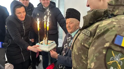 Florea Pasăre, veteranul de război care a împlinit 104 ani, vorbește despre chinurile la care a fost supus de ruși în Siberia: ”Era tunel și șobolani, nu puteai sta nici în picioare, nici jos, te ciugulea de picioare”