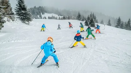 Începe vacanța pentru elevii din București și alte 21 de județe