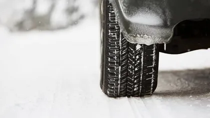 Carosabil distrus, reparații auto tot mai scumpe după iarnă. Service-urile auto din toată țara sunt aglomerate