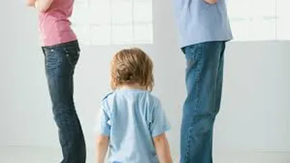 Legea care prevede ce nume de familie pot purta foștii soți după divorț, adoptată de Senat