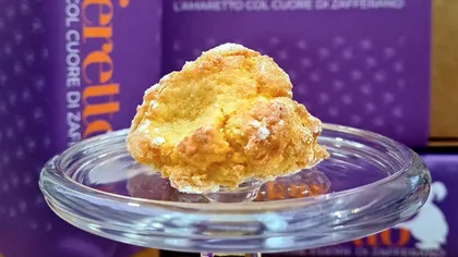 Zafferetto, desertul italienesc pe bază de șofran, care face furori pe internet. Este considerată una dintre cele mai rafinate prăjituri
