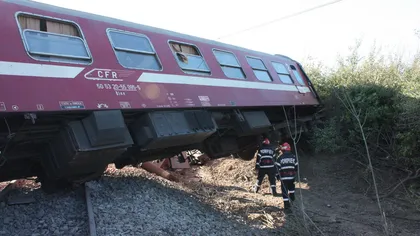 Locomotiva unui tren de călători a deraiat în Timiş. Traficul feroviar suspendat marţi seară
