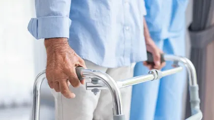 Scleroza multiplă: cauze, simptome şi tratament