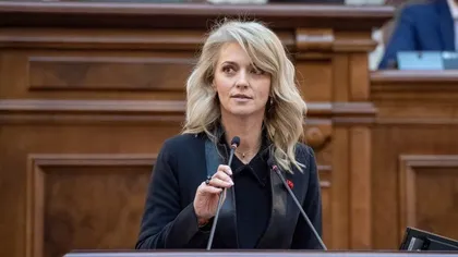 Au venit pedepsele pentru parlamentarii care au făcut scandal la votul privind folosirea bazei de la Kogălniceanu de forţele SUA. 50% din salariu tăiat pentru 3 luni