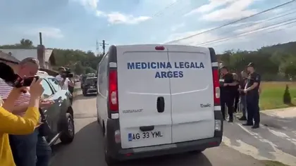 Un bărbat de 48 de ani din Argeş a fost găsit împuşcat în casă. Avea hainele de înmormântare pregătite, a lăsat şi mesaj de adio