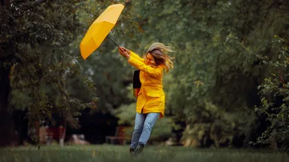 Alertă ANM. Cod galben de vânt puternic, rafalele vor atinge 90 km/h. Harta zonelor afectate