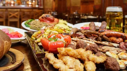 Cât a dat o româncă din Elveția pe o masă la restaurant în țara noastră. Femeia a împărtășit experiența pe rețelele sociale