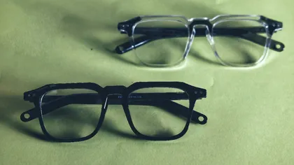 O studentă din China a recunoscut că le închiriază colegilor ochelari inteligenți pentru a copia la examene