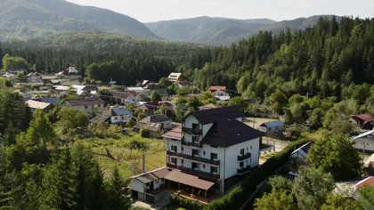 Stațiunea cu cel mai curat aer din România. Este tot mai căutată de turiști și se află la doar trei ore de București