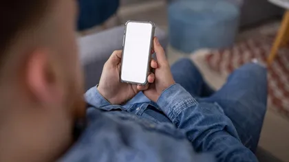 Țeapă sentimentală de mii de euro. Un vâlcean a fost păcălit de un bărbat care s-a dat drept femeie pe internet