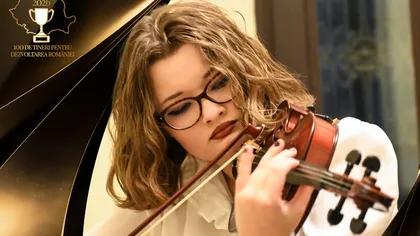 Maria Dura are vioară în mână de la 5 ani, dar şi un CV impresionant