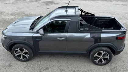 Noul model de Dacia Duster i-a lăsat mască pe francezi. ”Continuă să surprindă”. Ce preț are mașina disponibilă în două versiuni