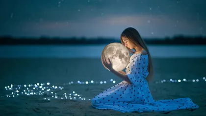 Luna Plină Albastră din 31 mai 2026 aduce, pentru 5 zodii, revelații intense, schimbări de direcție și momente de adevăr
