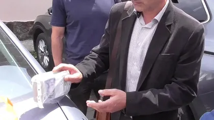 Cine este primarul prins în flagrant de Parchetul condus de Kovesi când primea 150.000 de lei mită: „I-am cerut să demisioneze din toate funcțiile pe care le deține în partid”