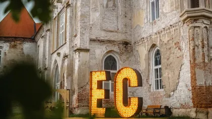 Electric Castle 2026. Cât costă un burger, o porție de cartofi prăjiți sau un pahar cu bere la festival
