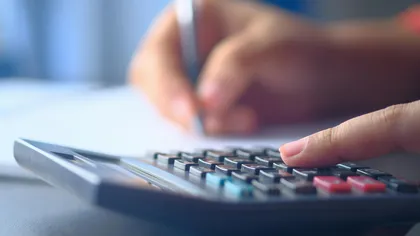 Salarii 2026. Cât câștigă un contabil în România. ”Veniturile pot crește în funcție de numărul și complexitatea clienților”
