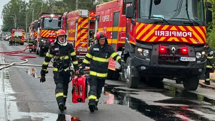 Peste 40 de incendii au loc zilnic în România. Au fost semnalate peste 10.000 de cazuri doar în primele opt luni ale acestui an
