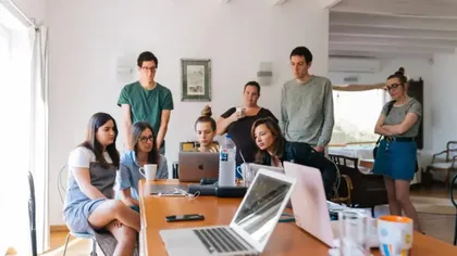 OCDE: Aproape un sfert dintre tinerii români între 18 și 24 de ani nici nu muncesc, nici nu studiază
