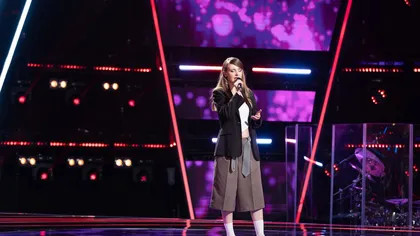 Lizuca Bîgu a întors toate scaunele la Vocea României 2026 și a făcut-o pe Irina Rimes să plângă, iar Tudor Chirilă a apelat la butonul de mute: „Nu știu cum faci să cânți după trei joburi” 