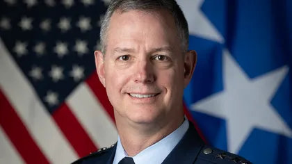 NATO anunţă retragerea completă a misiunii din Irak şi relocarea acesteia în Europa