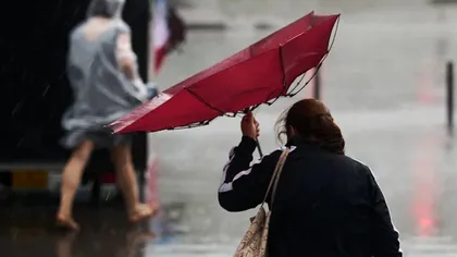 ANM anunță furtuni violente în jumătate de țară. Ploi torențiale, grindină și rafale în weekend