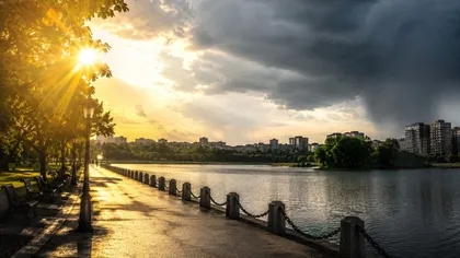 Canicula lovește România, dar vine și vremea rea. Temperaturi de până la 37 de grade, urmate de furtuni și ploi torențiale