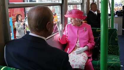 Regina Marii Britanii a mers cu tramvaiul prin Melbourne