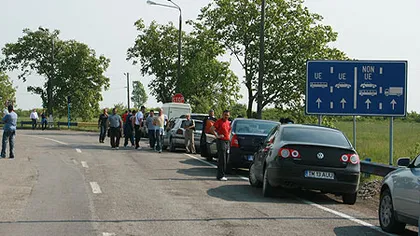 Contrabandiştii îşi abandonează maşinile în vamă din cauza amenzilor usturătoare