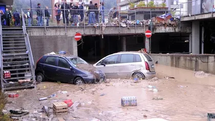 Doi români, daţi dispăruţi în urma inundaţiilor din Italia