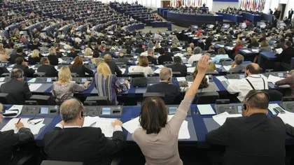Parlamentul European votează astăzi asupra dreptului la muncă al românilor şi bulgarilor în UE