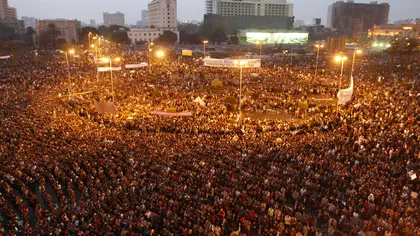 Mii de persoane au manifestat în Piaţa Tahrir din Cairo