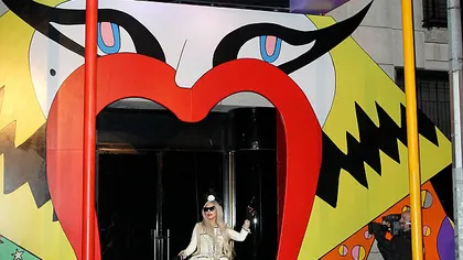 Lady Gaga a deschis un magazin al lui Moş Crăciun la New York FOTO