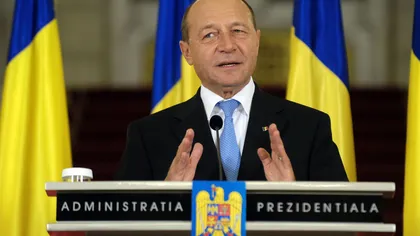 Preşedintele Băsescu, întâmpinat la Preşedinţia germană de 12 copii români
