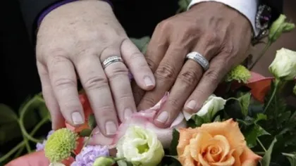 Avalanşă de căsătorii între homosexuali în Spania
