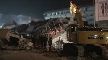 Cutremur în Turcia: 10 persoane au murit şi alte 100 au rămas blocate sub ruine VIDEO