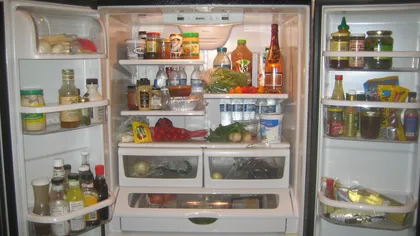 Cum poţi scăpa de bacteriile periculoase din frigider