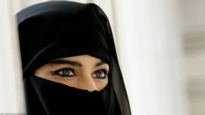 Femeile saudite cu ochi 